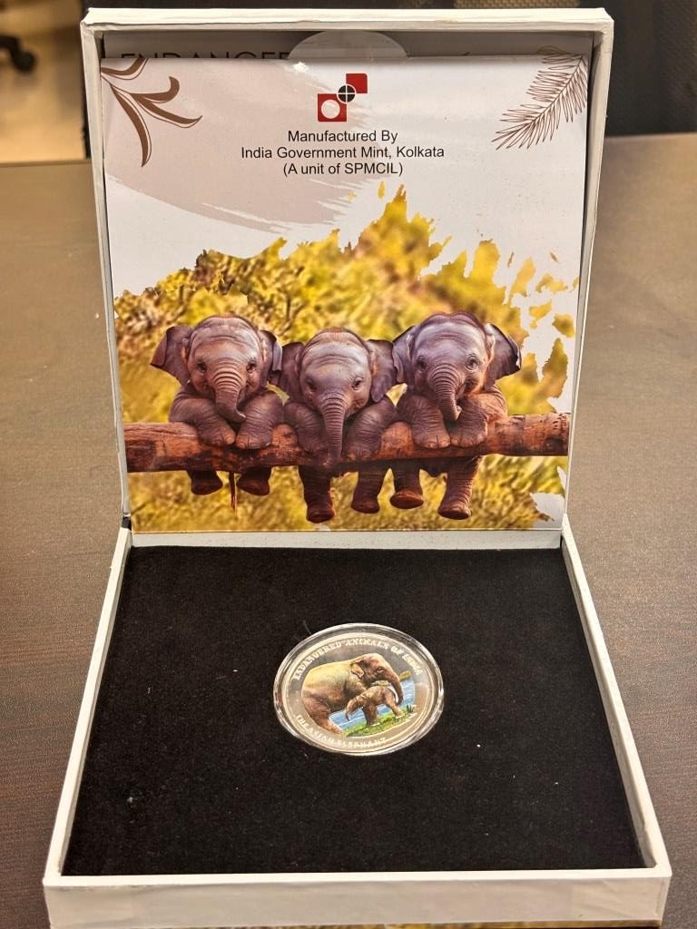 ENDANGERED ANIMALS OF INDIA - THE ASIAN ELEPHANT (COLOR SOUVENIR COIN)