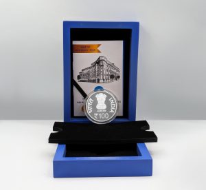 Centenary Year SBI Mumbai Main Branch Building (Denomination of `100) Proof - Wooden Packing - FGCO001704