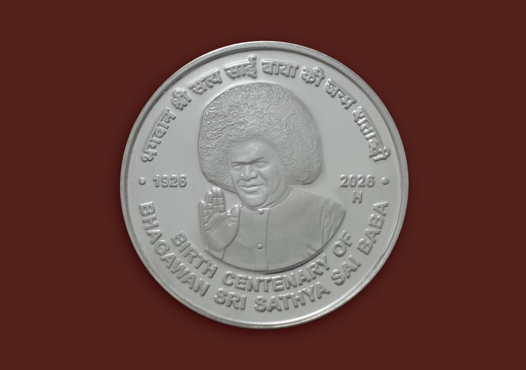 Birth Centenary of Bhagawan Sri Sathya Sai Baba | Rs. 100 Proof Coin | 3-Fold Pack - Image 3